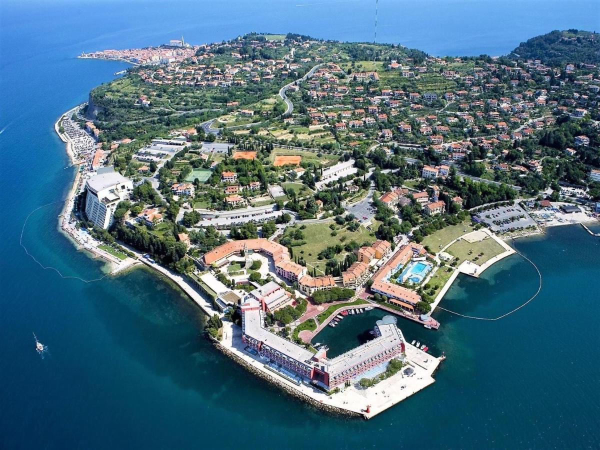 Apartments Villa Beauty Portorose Esterno foto