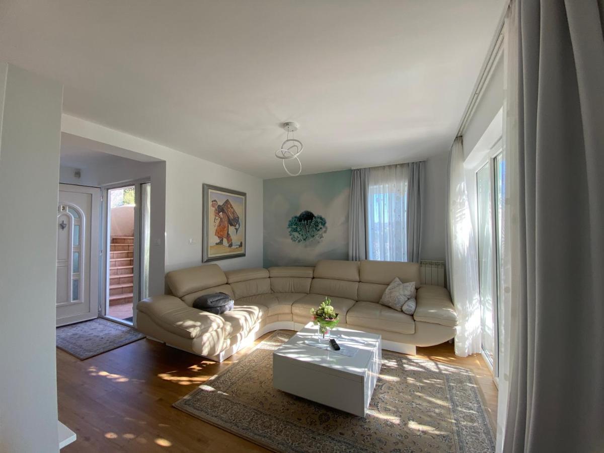 Apartments Villa Beauty Portorose Esterno foto